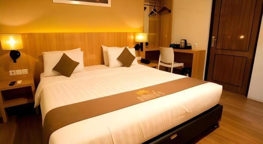 Hotel Ahava Magelang Exterior foto